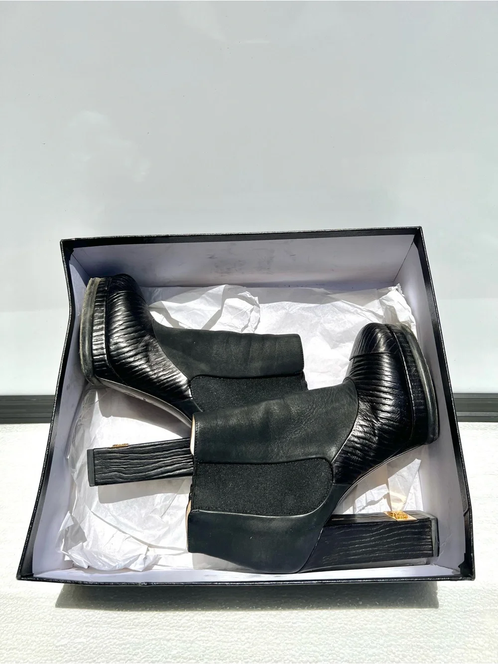 Chanel Interlocking CC Logo Heel Ankle Boots Size 38.5 Black Leather 2014